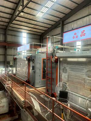 Lotnictwo Aluminiowe Stopy Material Wielopłetwowo Piła Maszyna 20kW zużycie energii 5000x3000x2000mm Zaprojektowane do cięcia wydajności